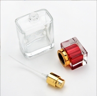 Paquet de bouteille de parfum de jet de luxe de 50ml bouteilles d'emballage cosmétiques transparentes flacon en verre de parfum