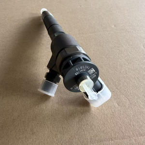 Injecteur de carburant d'origine SAIC <span class=keywords><strong>MAXU</strong></span> pour MAXUS G10 10169354 - Product Image 6