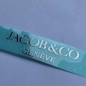 Étiquettes auto-adhésives en métal personnalisées Étiquettes anti-rayures étanches Lettrage en métal Autocollants en métal nickel ultra-mince à faible quantité minimale de commande - Product Image 1