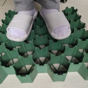 Base de remise en état de terrain en géocellules plastiques alvéolaires, grille pour <span class=keywords><strong>gravier</strong></span>, pavé pour <span class=keywords><strong>voiture</strong></span>, grille pour gazon - Product Image 4