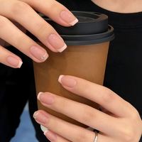 Nouvelle Collection Printemps-Été 2026 : Faux Ongles Minimalistes Couleur Nude, Effet Blush Doux, Œil de Chat Blanc, Polyvalents, Faits Main, Vente en Gros, ABS
