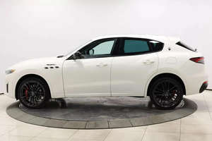 Autos Clásicos Usados <span class=keywords><strong>2022</strong></span> Maserati <span class=keywords><strong>Levante</strong></span> Modena S Sport Utility 4D SUV Listos para Enviar - Product Image 5