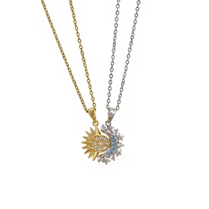 Collares Colgantes Magnéticos de Acero Inoxidable con Baño de Oro de 18K y Cristales de Diamantes de Imitación, Cadena de Eslabones con Diseño de Luna, Joyería al por Mayor para <span class=keywords><strong>Parejas</strong></span> - Product Image 4