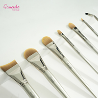 Ensemble de pinceaux de maquillage Gracedo OEM 7 pièces, poils synthétiques ultra plats et courbes, manche en bois, pour le visage et le correcteur
