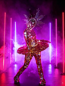 Traje <span class=keywords><strong>de</strong></span> Ballet <span class=keywords><strong>para</strong></span> Niña con Diadema, Falda <span class=keywords><strong>de</strong></span> Bloques <span class=keywords><strong>de</strong></span> Color, Atuendo <span class=keywords><strong>de</strong></span> Lujo <span class=keywords><strong>para</strong></span> Espectáculos y Presentaciones en Escenario - Product Image 2