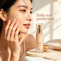 Crème solaire teintée SPF 50, marque privée, couvrance légère, correcteur de couleur, large spectre UV, hydratant, éclat naturel quotidien