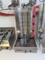 Équipement de cuisine commerciale, machine à shawarma électrique à 3 brûleurs en acier inoxydable, grill moyen-oriental certifié CE, double alimentation