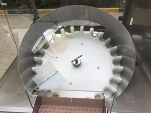 Désordonneur de bouteilles électrique automatique avec élévateur de bouteilles pour bouteilles en plastique - Machine d'emballage facile à utiliser et de haute précision - Product Image 2