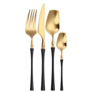 Ensemble de couverts en métal faits à la main avec une finition élégante pour les restaurants, les hôtels et la présentation contemporaine de la table à manger - Product Image 3