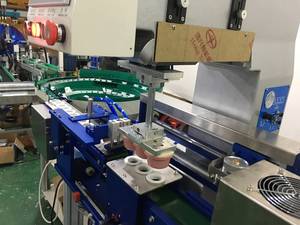 Hoàn toàn tự động 1 màu máy in tampo nắp chai máy in pad với Bộ nạp hoàn toàn tự động - Product Image 5