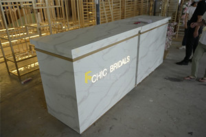 I negozi di abiti da sposa personalizzati per matrimoni mostrano soluzioni di decorazione per l'interior Design del negozio nuziale di lusso - Product Image 4