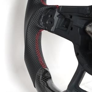 Volant <span class=keywords><strong>de</strong></span> <span class=keywords><strong>course</strong></span> en fibre <span class=keywords><strong>de</strong></span> carbone VW, sport premium, fond plat, remplacement amélioré pour la plupart des modèles, performance accrue, meilleure adhérence - Product Image 3