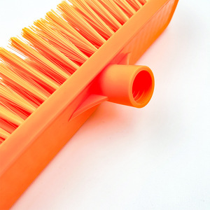 <span class=keywords><strong>Brosse</strong></span> de <span class=keywords><strong>nettoyage</strong></span> de salle de bain portable et légère en plastique PP de haute qualité avec conception éponge, balai à pousser robuste pour sols extérieurs - Product Image 4