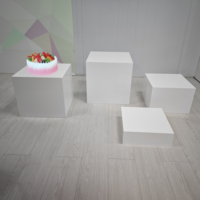 Présentoir rectangulaire transparent en 4 étapes personnalisé pour table de nourriture en acrylique blanc pour buffet de restauration Présentoir pour gâteaux et desserts