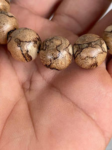 Bracelet en perles de bois écologiques, perles en bois naturel faites à la main, élastiques, pour la méditation, la prière et le port quotidien - Product Image 5