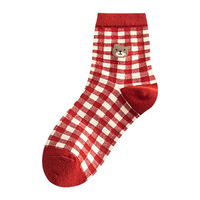 Chaussettes de Noël pour femmes, nouvelles chaussettes d'hiver mi-mollet rouges, style dessin animé, imprimé ours, en coton tricoté, absorbant la transpiration, chaussettes pour couples