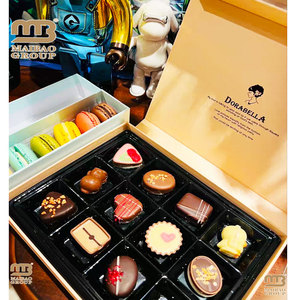 Custom Premium Luxury Paper Packaging Chocolate Strawberries Candy Box With Divider