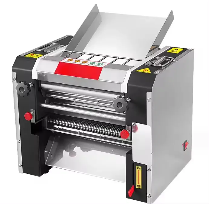 उच्च गुणवत्ता वाले वाणिज्यिक नूडल बिना चाकू 300 सानना मशीन काउंटरटॉप हाई पावर रोलिंग मशीन स्टीम ब्रेड मशीन