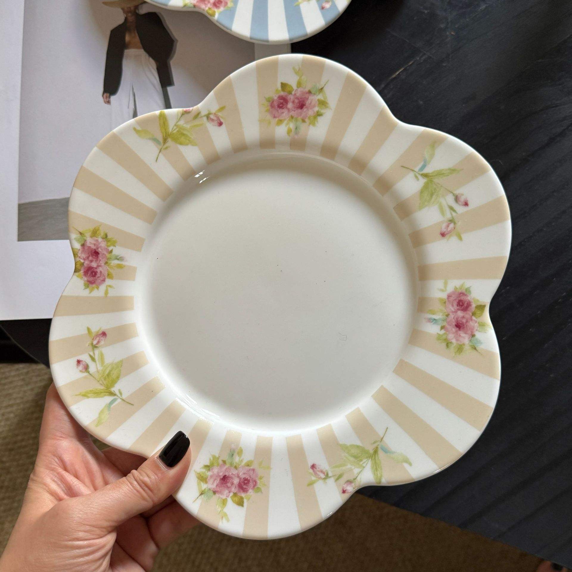 The petals are vertical and yellow