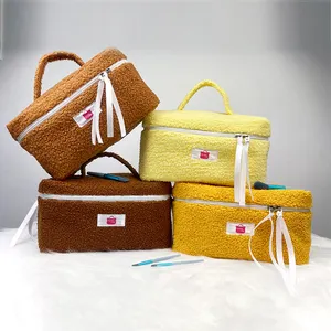Custom Logo Large Capacity Soft Teddy Velvet Makeup Bag Plush Portable Travel Cosmetic Bag For Women