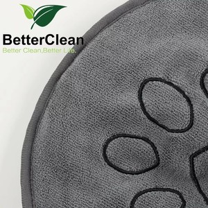 Toalla de baño de microfibra de secado rápido para perros, doble capa, gris, con diseño de huellas de patas, para uso en el baño - Product Image 5
