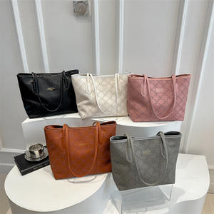 Venta al por mayor de estilo coreano de moda en relieve bolso de mano para las mujeres impresas personalizadas de gran capacidad bandolera de hombro - Product Image 3