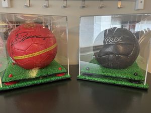 Acrylic Football <b>Display</b> <b>Case</b> Clear Acrylic Modern Style Countertop Storage For Exhibitions Retail <b>Display</b> - Product Image 6
