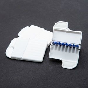 Outil de nettoyage de cérumen à 16 canaux pour les aides auditives RIC ITE CIC ITC Filtre à cire pour un <span class=keywords><strong>entretien</strong></span> efficace des aides auditives - Product Image 3