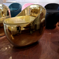 WC en céramique de luxe royal européen rond sur mesure sans réservoir, cuvette de toilette monobloc dorée à siphon