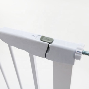 Barrière de sécurité pour animaux de compagnie, intérieure et extérieure, à fermeture automatique, barrière anti-enfants, barrière en métal pour bébé, sans perçage, installation facile, montage par pression, barrières pour chiens - Product Image 5