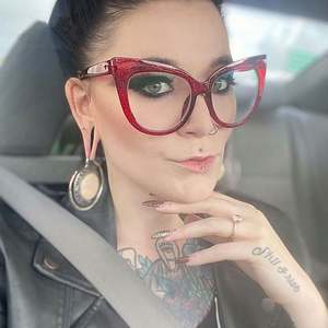 Gafas de Sol de Moda 2022, Montura Grande Retro, Transparentes, UV400, Estilo Ojo de Gato, para Mujer - Product Image 3