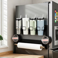 Organisateur de bouteilles d'eau et porte-gobelets magnétique en métal à double niveau Stanley pour le rangement des gobelets