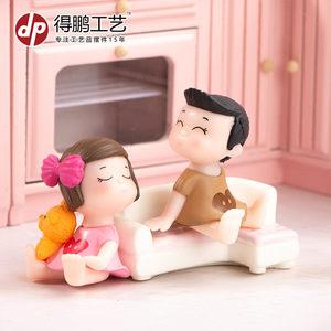 Figurine de couple de dessin animé Dp, mini décoration pour centre de table de mariage, matériau PVC - Product Image 5