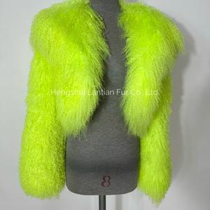 本物のモンゴルの子羊の毛皮のコート女性のための本物の毛皮が付いている短いコート - Product Image 6