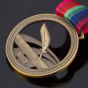 Medaglie a forma di animale giocoso realizzate in fabbrica all'ingrosso per sport per bambini taglie personalizzate disponibili - Product Image 4