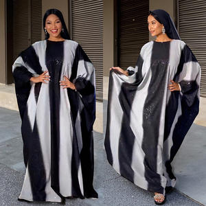 Abito da sera da donna medio-orientale stampato in raso musulmano Abito lungo - Product Image 3