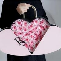 Boîte cadeau en forme de cœur avec rose éternelle, décoration florale éternelle, cadeau romantique pour la Saint-Valentin, la fête des mères, un anniversaire