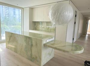 LX Luxury Modern Home Bar Countertop Design Natural Green Onyx Marble Island Covering Kitchen Decoration - Product Image 2