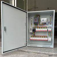 Armoire de distribution basse tension triphasée à quatre fils blanc laiteux pour éclairage d'usine et panneau de commande de distribution d'énergie