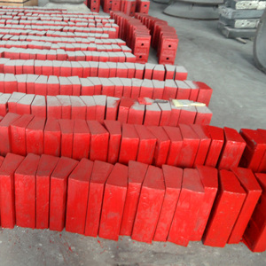 Các bộ phận đúc chất lượng cao thổi thanh cho máy khai thác mỏ pf1210 pf1214 pf1315 tấm tác động cho máy nghiền - Product Image 1