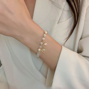 Bracelet artisanal de haute qualité en perles d'eau douce exquises, avec opale, œil de chat porte-bonheur et jade, pour femme - Product Image 2