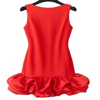 Jupe à bulles élégante et personnalisée pour femmes, couleur unie, ourlet court et dos nu, design simple et tendance pour l'été