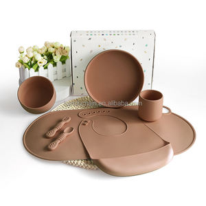 Ensemble de vaisselle pour bébé nouveau-né, assiettes à ventouse, bols, cuillère, bavoir, ours en silicone, ensemble d'alimentation pour bébé avec gobelet - Product Image 3