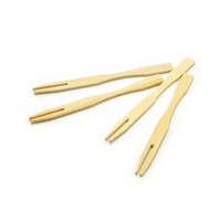 Prix de gros Brochettes de barbecue jetables mini plates en bambou avec manche Teppo pour crevettes