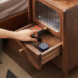 Crema Facial Diaria <span class=keywords><strong>Revitalift</strong></span> de L'Oréal Paris <span class=keywords><strong>con</strong></span> <span class=keywords><strong>Ácido</strong></span> <span class=keywords><strong>Hialurónico</strong></span>, Vitamina B5 y Arbutina # 3600523456222 - Product Image 4