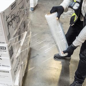 High Gloss Reinforced <b>Wrap</b> <b>Stretch</b> Film Blow Molding Grade - Product Image 3