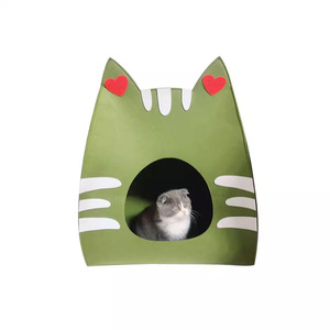 Lit pour chat pliable semi-fermé avec motif visage de chat de dessin animé, pour chats, utilisable en toutes saisons, vert avec design cœurs et moustaches - Product Image 3
