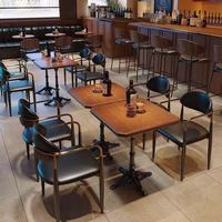 Tables et chaises de restaurant en bois solide, restaurant de style occidental, cafétéria, bar, meubles de restaurant, meubles de café, sièges de stand