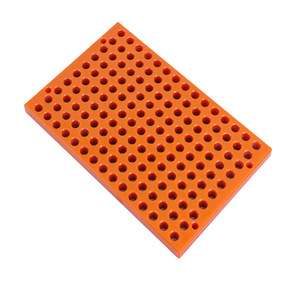 Tablero de Resina Fenólica Roja CNC con Orificios para Piezas de Equipos Médicos - Product Image 3