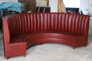 Hendry - Sofás de Cuero Genuino <span class=keywords><strong>Mexicano</strong></span> Hechos a Medida, Estilo Banqueta Semicircular para Restaurantes, con Respaldo de Líneas - Product Image 2